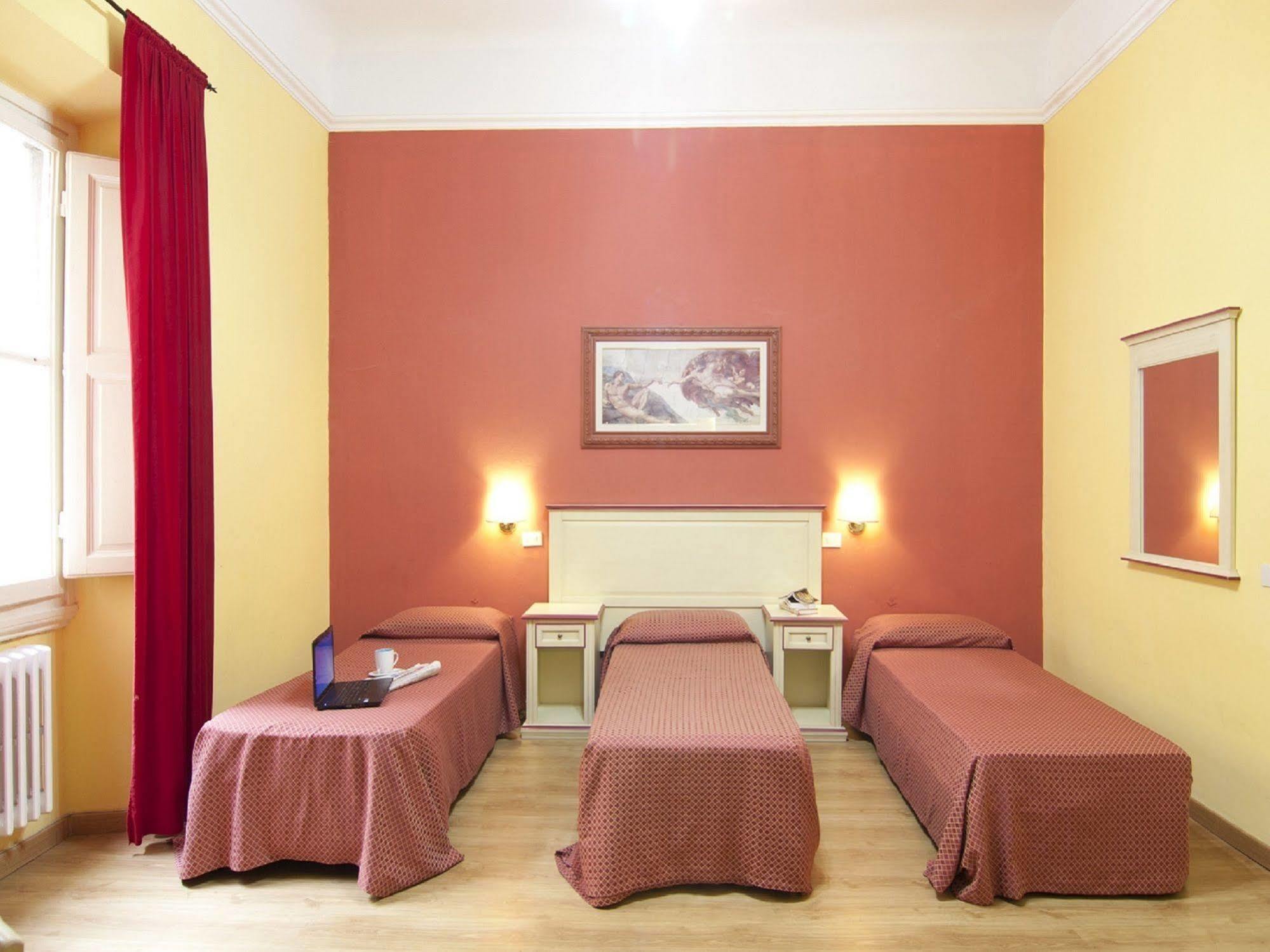 Hotel Savonarola Флоренція Екстер'єр фото