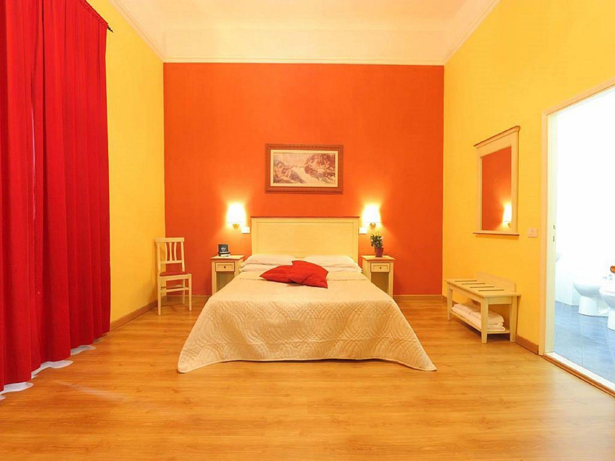 Hotel Savonarola Флоренція Екстер'єр фото